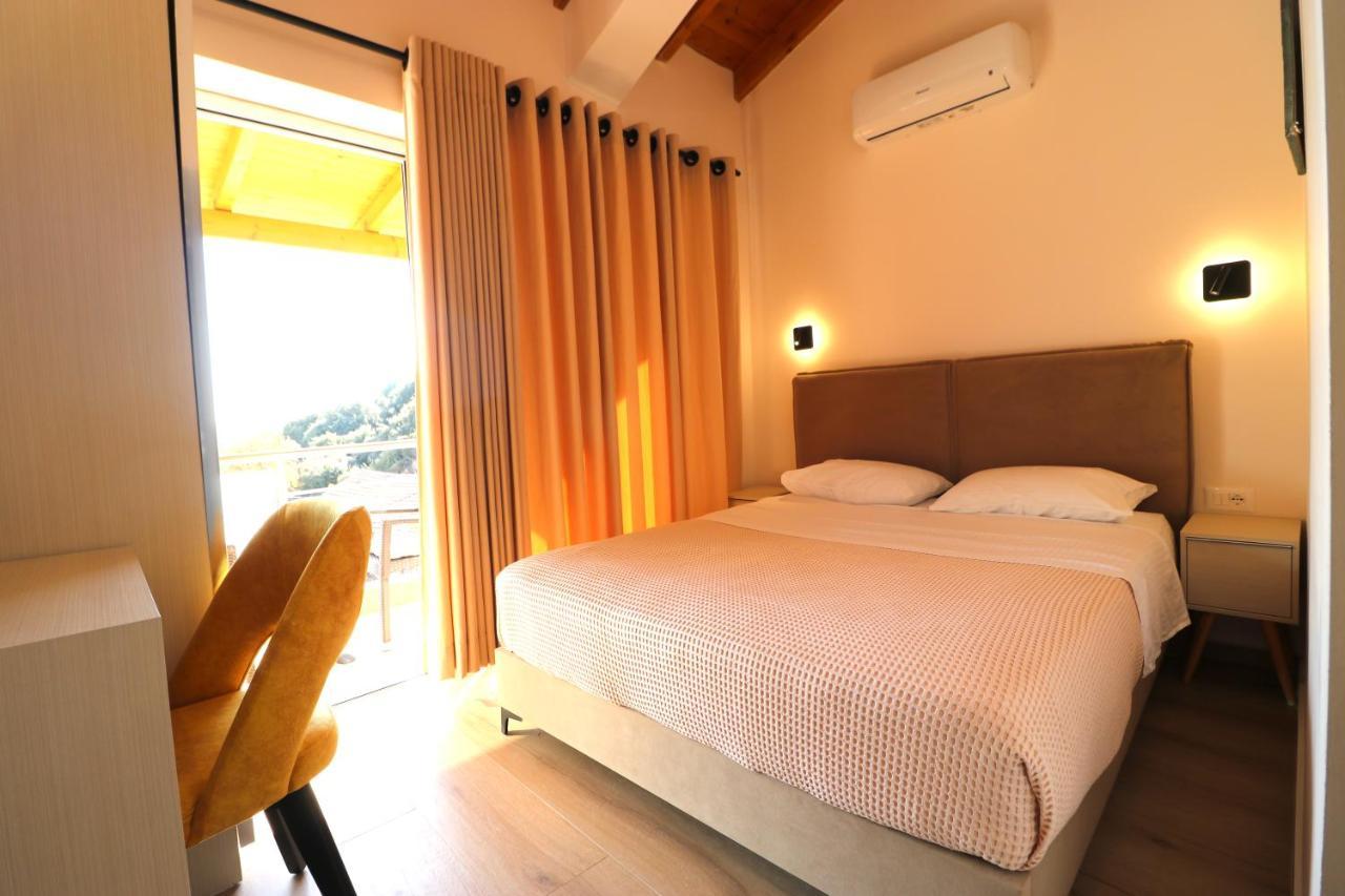 Fegi Rooms Himarë Dış mekan fotoğraf