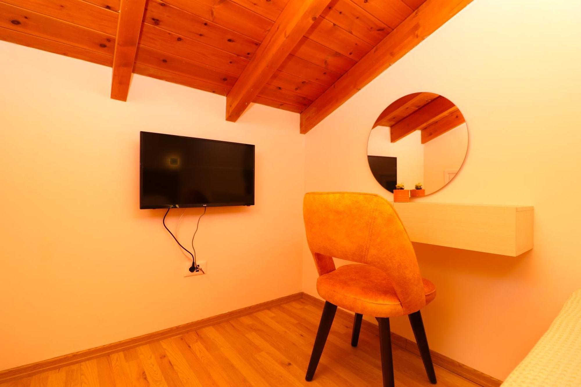 Fegi Rooms Himarë Dış mekan fotoğraf