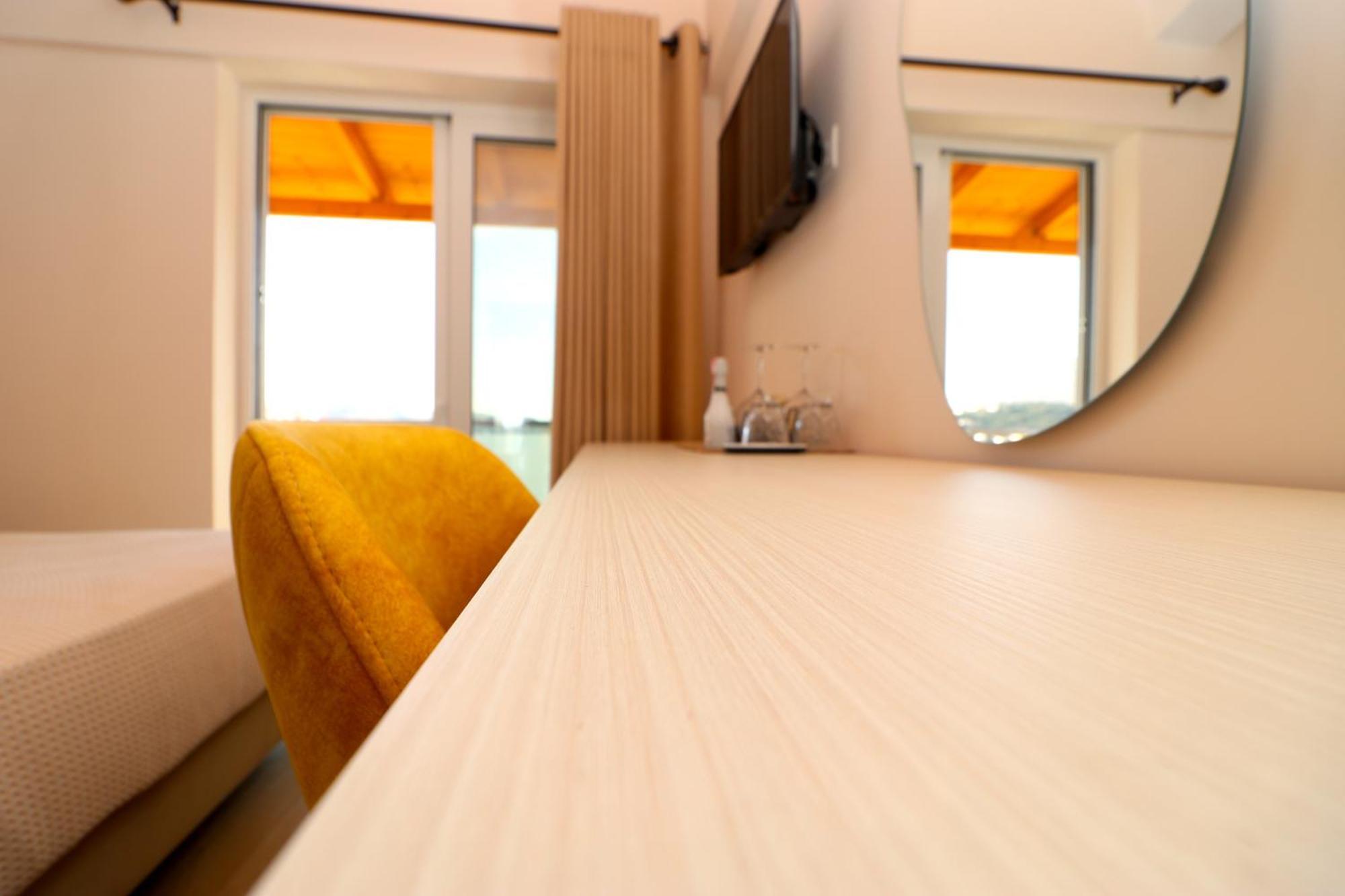 Fegi Rooms Himarë Dış mekan fotoğraf