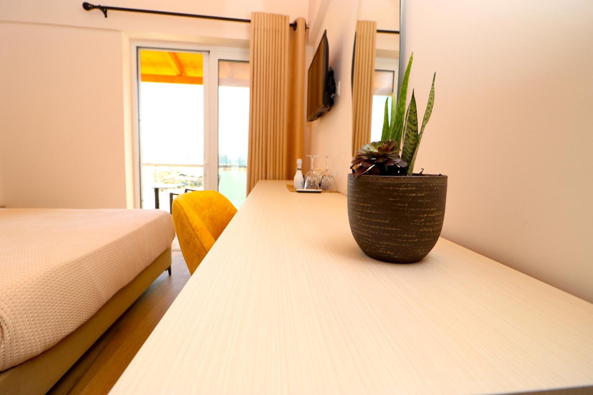 Fegi Rooms Himarë Dış mekan fotoğraf